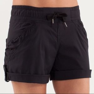 Lululemon Play in the Sun Short